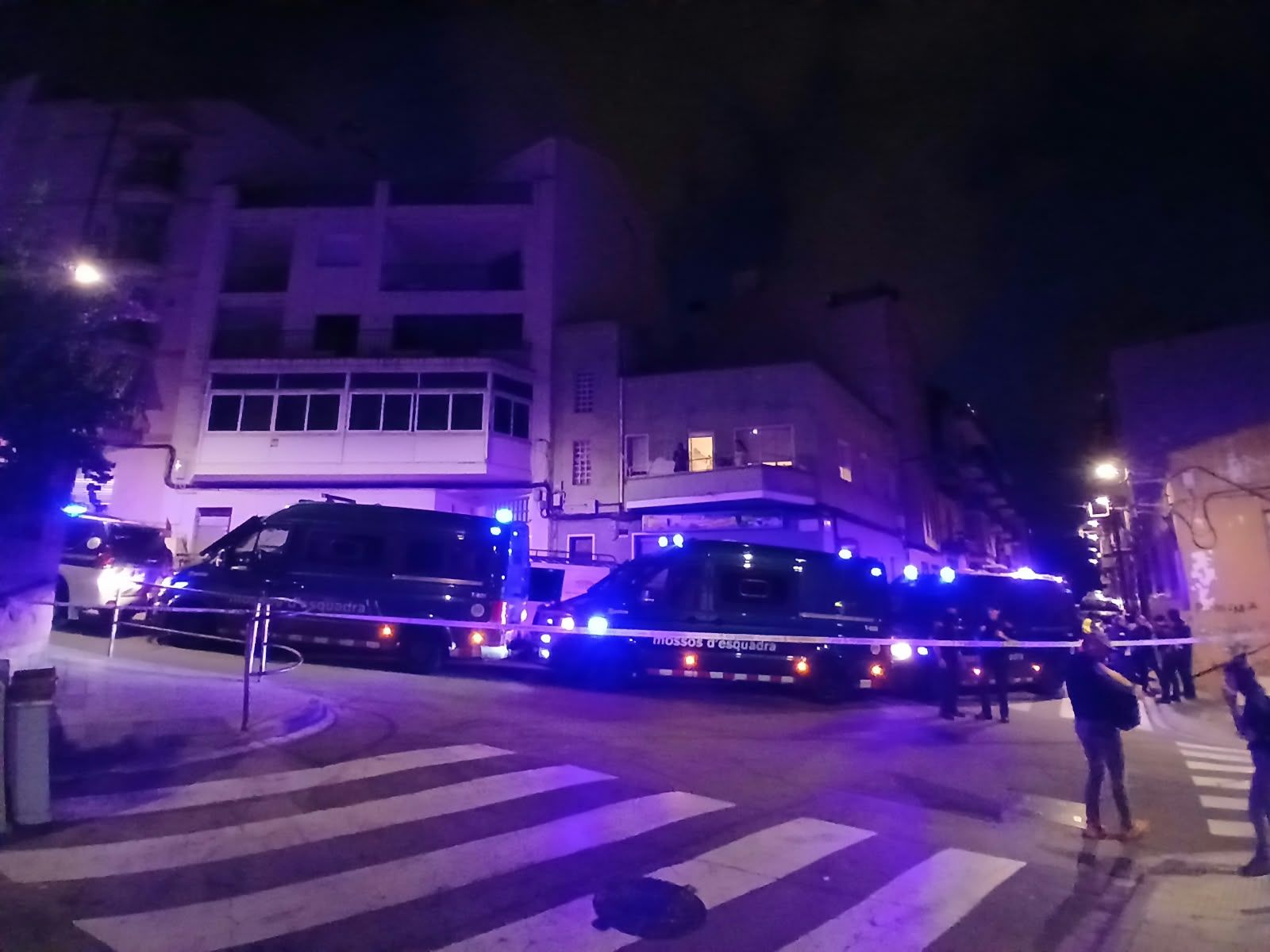 Despliegue de los Mossos para blindar un deshaucio