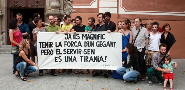 Protesta del sector a Mataró arran de la suspensió del festival.
