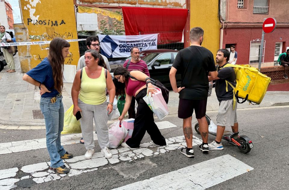 La familia de l'Alicia un cop desnonada