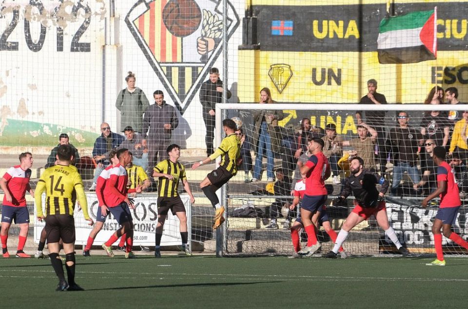 Camp de futbol del Centenari CE Mataró. Foto: R.Gallofré Camp de futbol del Centenari CE Mataró. Foto: R.Gallofré