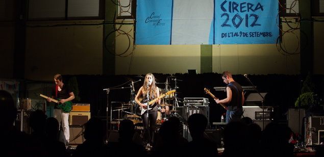Un instant del concert de Liar Desire 