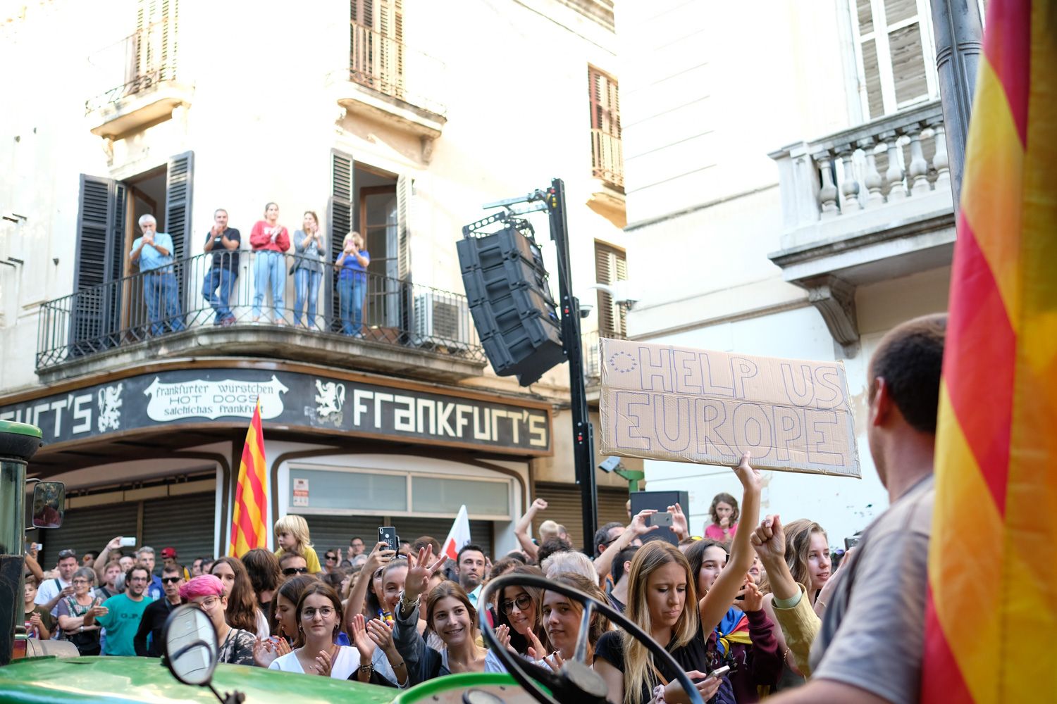 El Frankfurt de La Riera durante la manifestación del 3 de octubre. Foto: R. Gallofré