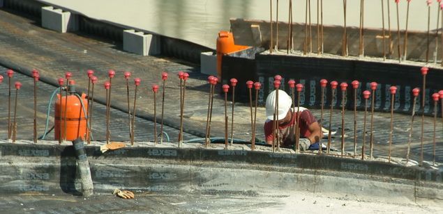 Un trabajador de la construcción