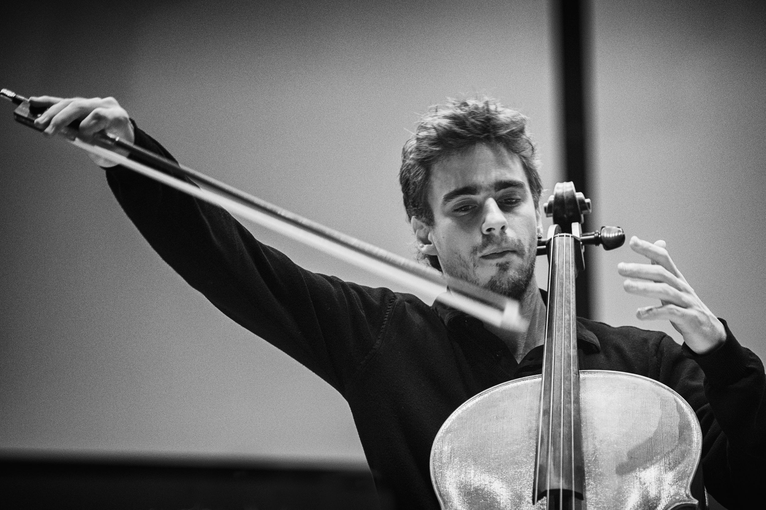 El violonchelista Pau Codina