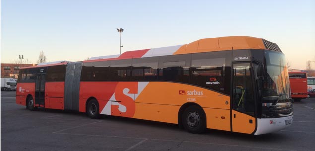 Uno de los nuevos autobuses Uno de los nuevos autobuses