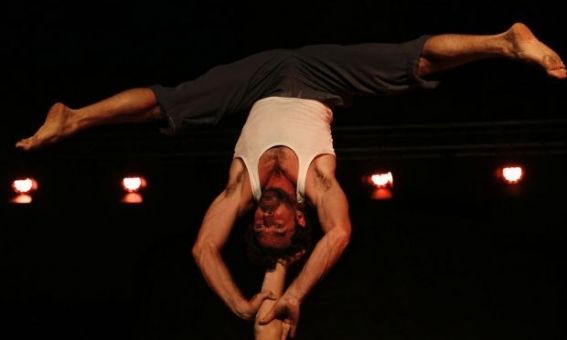 "Quan no tocàvem de peus a terra", a càrrec de Circ Pistolet