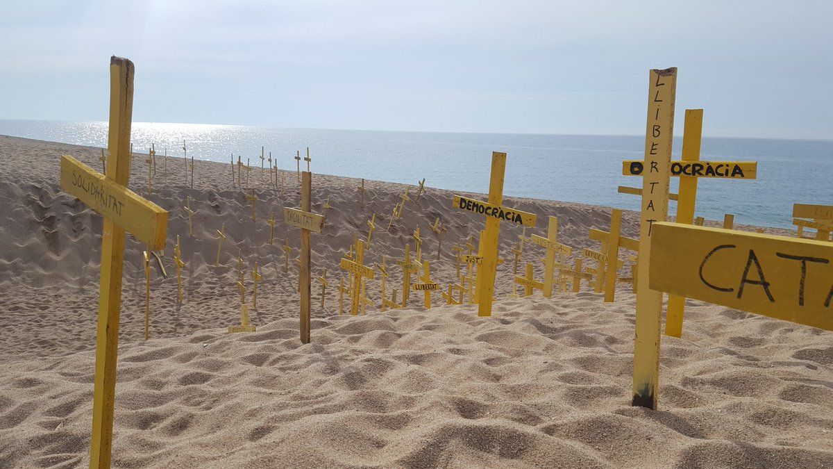Cruces en Canet de Mar, este lunes. Foto: CDR Canet