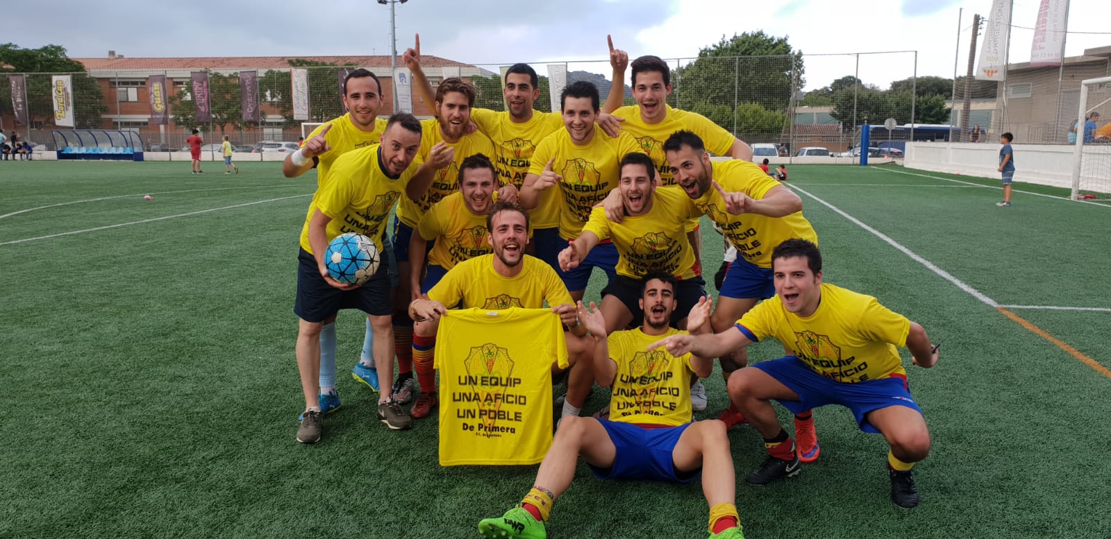 Celebración de la victoria. Foto: Raul Yeste (Hablamos de Deportes Mataró)