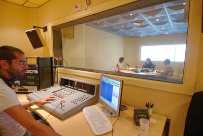 Imatge dels estudis de Mataró Radio. Imatge dels estudis de Mataró Radio.