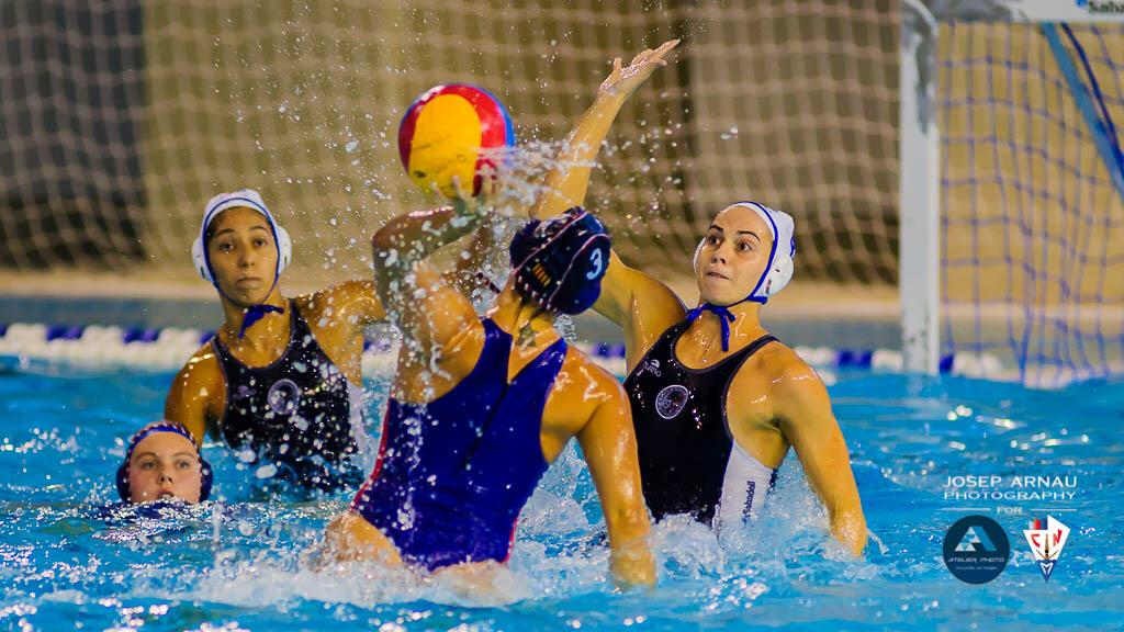 Un instante del partido. Foto: Atelier Photo / Josep Arnau