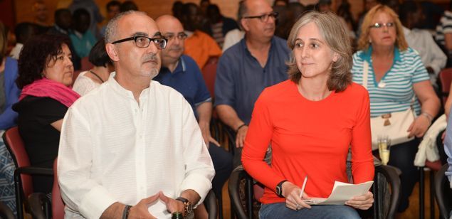 Esteve Martínez, con Dolors Camats