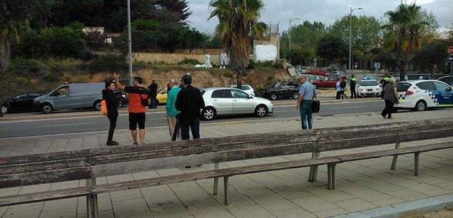 Policía al lugar de los hechos Policía al lugar de los hechos