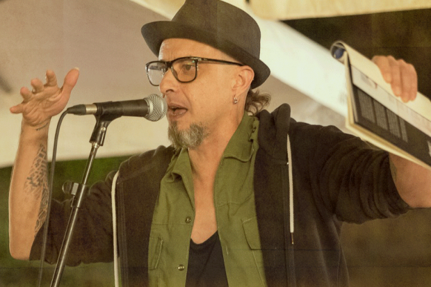 Carlos Luna