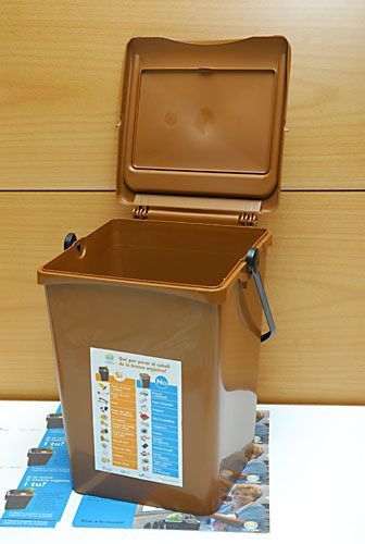 Cubell de recogida de materia orgánica