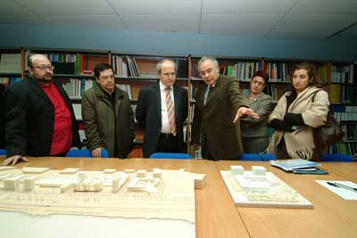Baron muestra a Montilla la maqueta del futuro TecnoCampus Baron muestra a Montilla la maqueta del futuro TecnoCampus