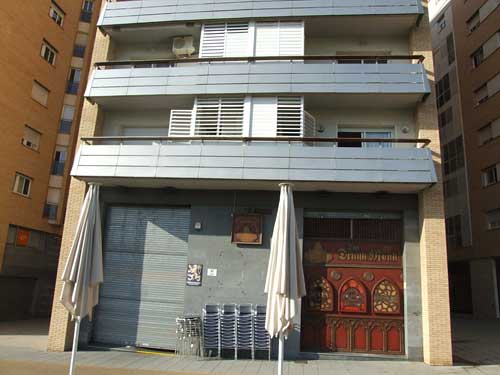 Façana de la taberna