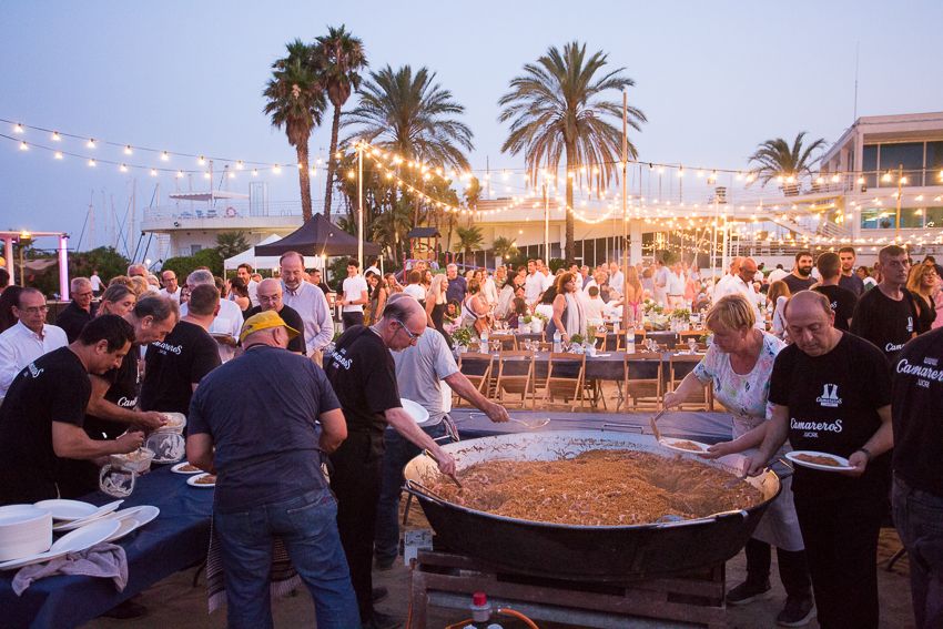 Foto: Sopar solidari/ CN El Balís