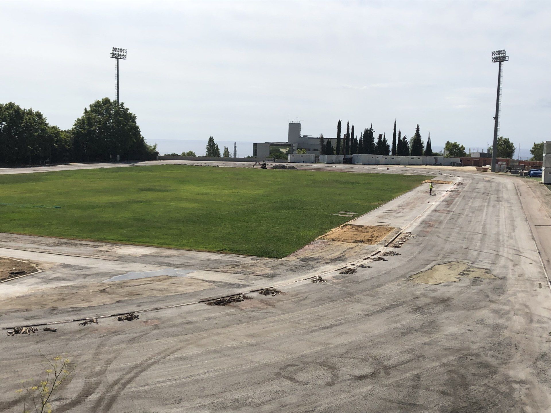 Vista general del Estadio sin el pavimento de las pistas. Foto: Ayuntamiento