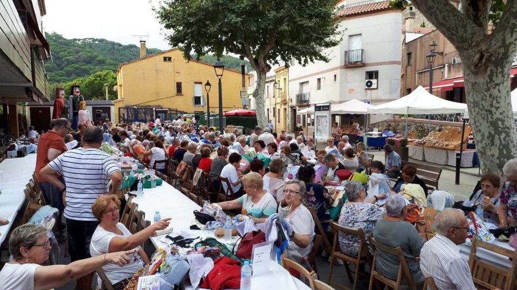 Trobada de puntaires a Dosrius