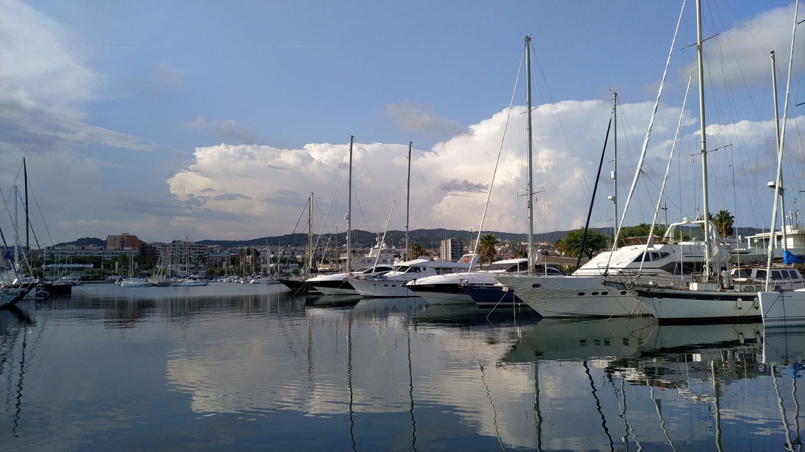 Vista del Port de Mataró