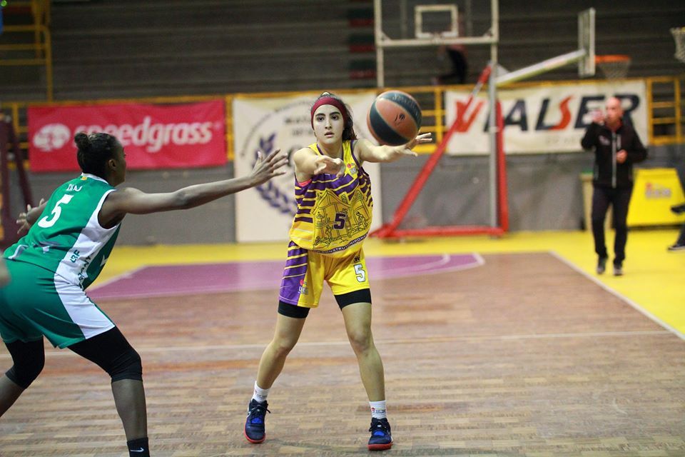 Una acció de la UE Mataró aquesta temporada. Foto: Joan Ventura.