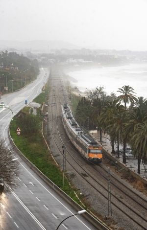 Rodalies al seu pas per Sant Simó. Foto: R.Gallofré