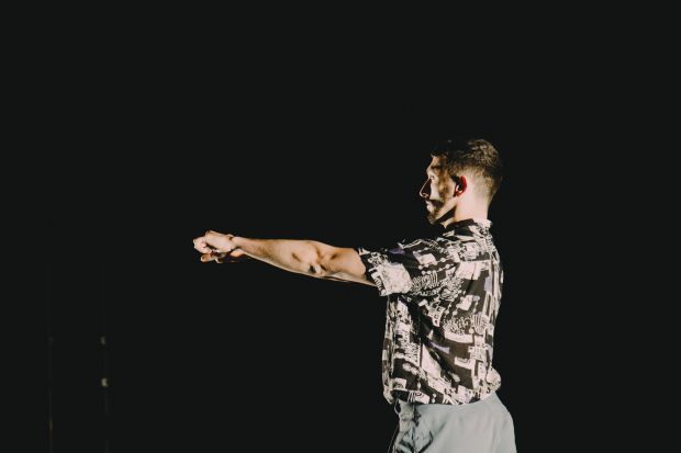 "Badarság", Attila Andrasi
