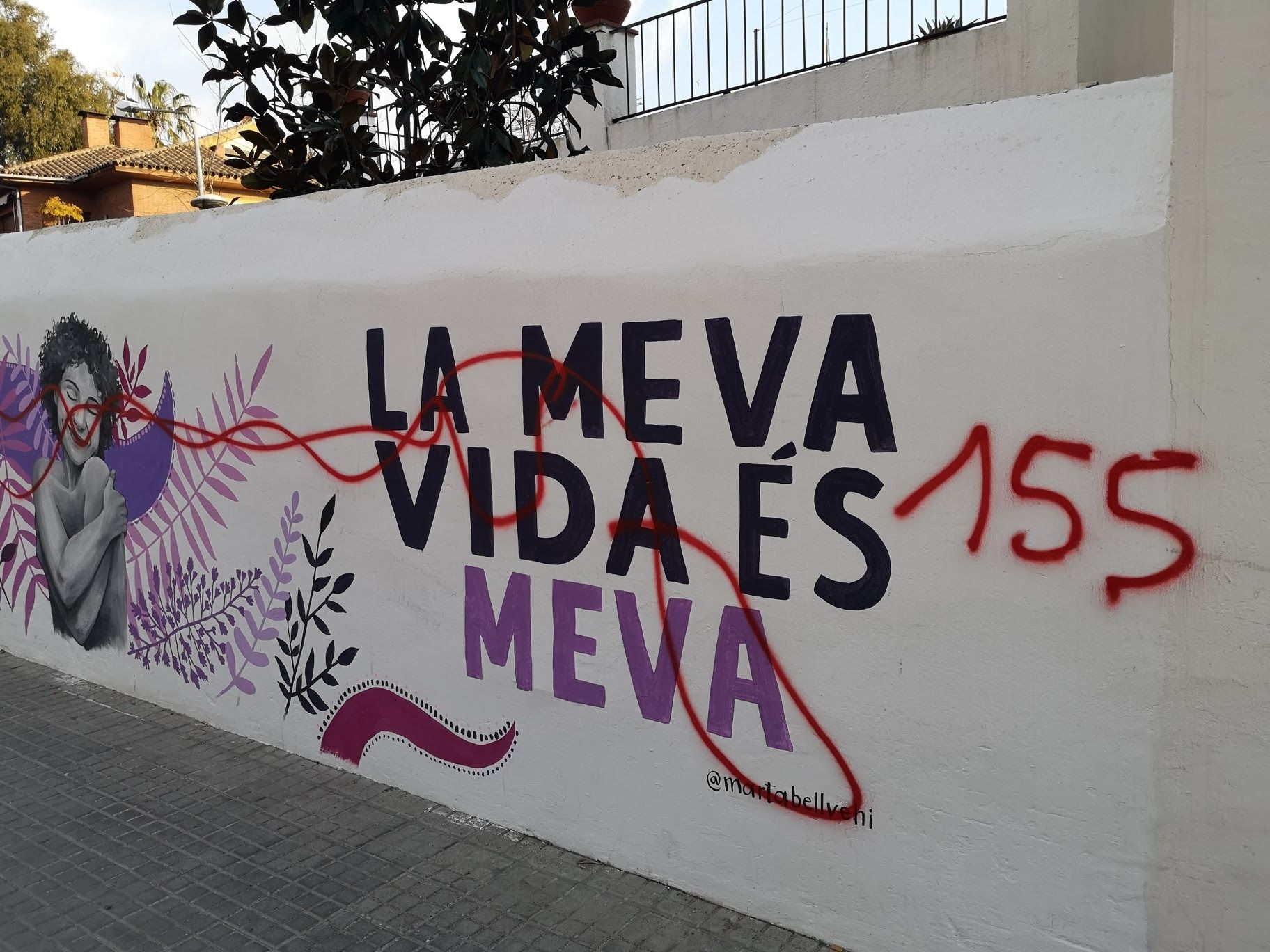Mural pintado con el 155 en Vilassar de Mar. Foto: Ayuntamiento de Vilassar