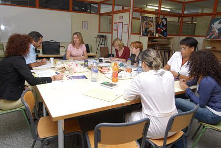 Els representants de les diferents escoles reunits Els representants de les diferents escoles reunits