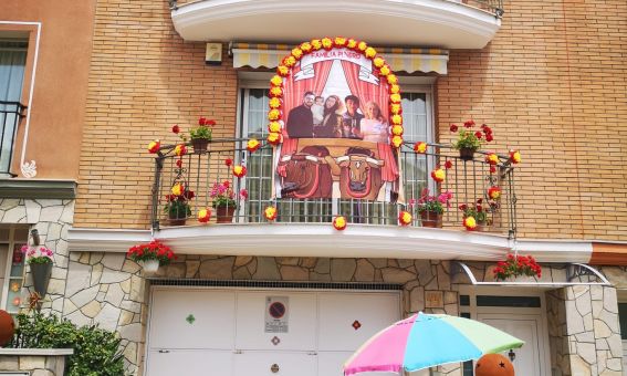 Detall d'una de les decoracions
