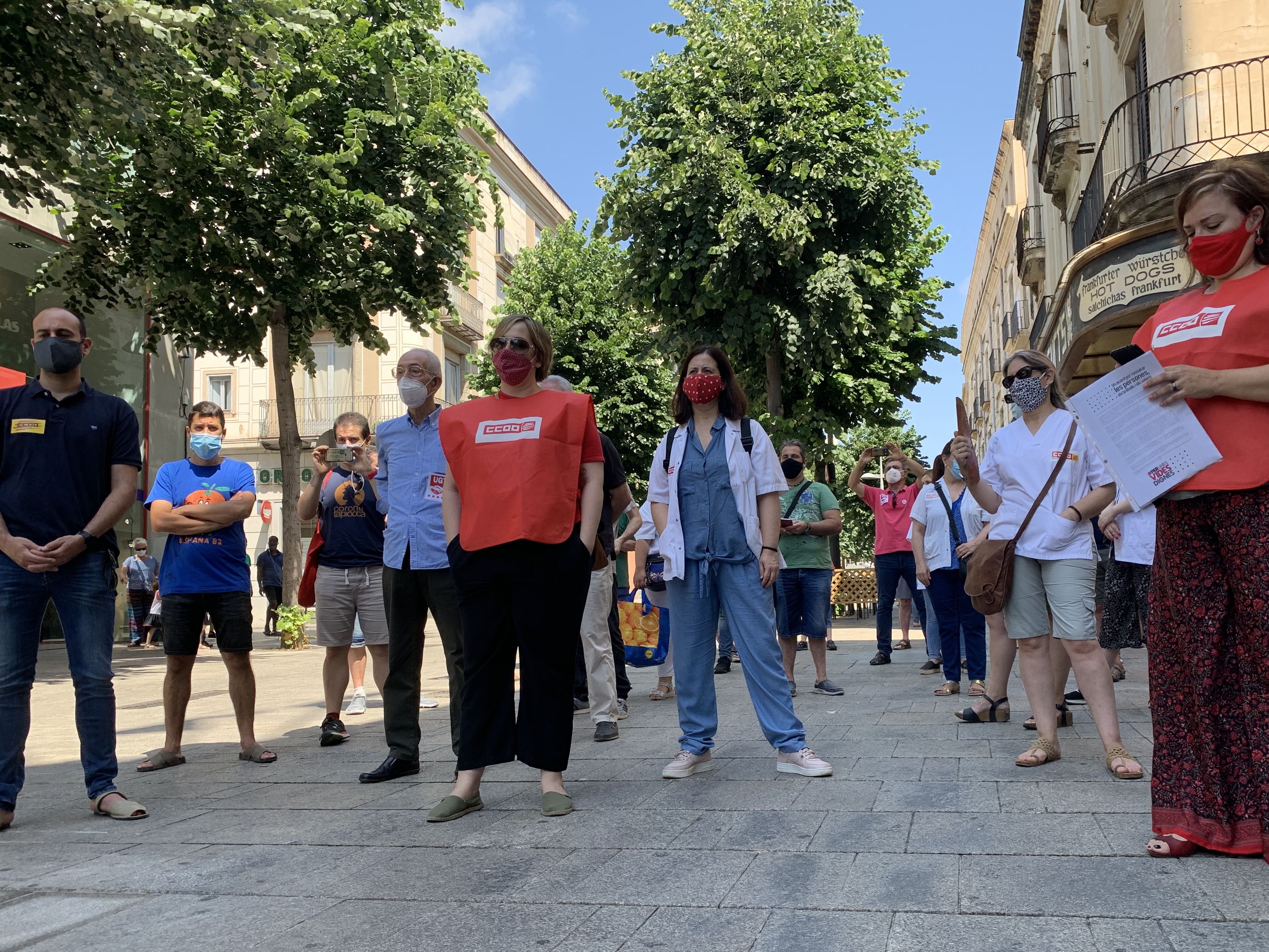 Foto de la concentració dels sindicats, que reclamen un pacte social nou