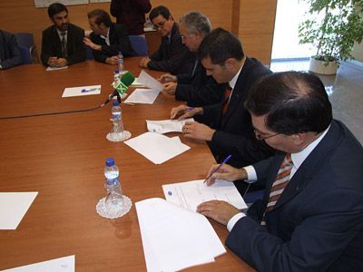 Signatura del conveni.