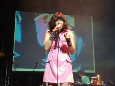 La cantante Dolo Beltrán en un momento del espectáculo.