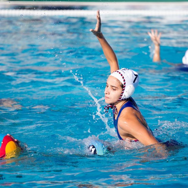 Waterpolo femení La Sirena. Foto: Jennifer C. Waterpolo femení La Sirena. Foto: Jennifer C.