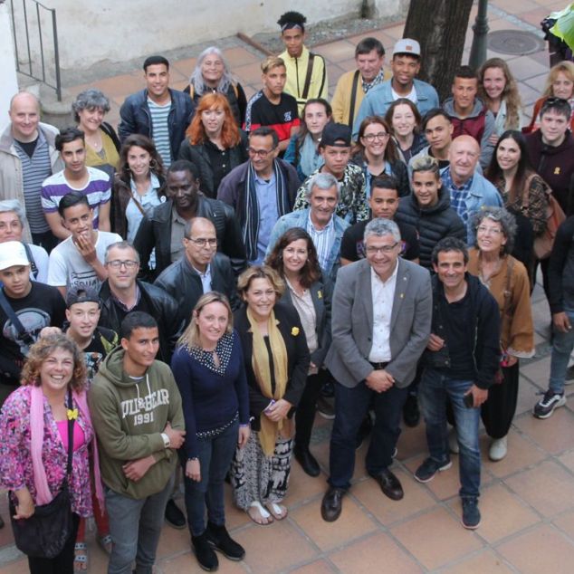 Integrants del programa de mentors de Canet. Foto: Ajuntament Canet de Mar Integrants del programa de mentors de Canet. Foto: Ajuntament Canet de Mar