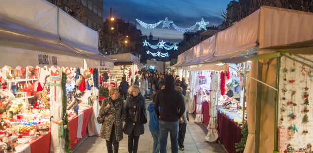Fira de pessebres i ornaments de Nadal a Mataró