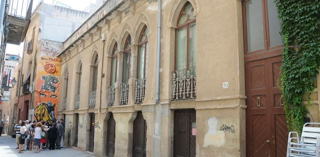 El edificio de Can Cruzate, que será adquirido en su totalidad por el Ayuntamiento El edificio de Can Cruzate, que será adquirido en su totalidad por el Ayuntamiento
