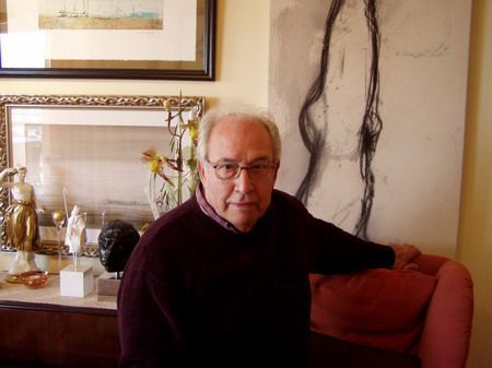 Ubach fotografiat a casa seva Ubach fotografiat a casa seva