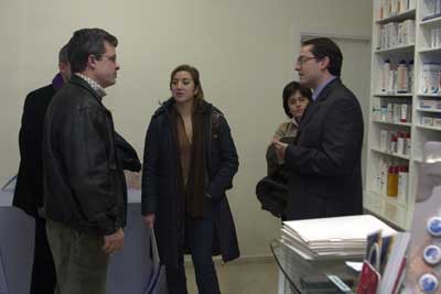 Romero (centre) en la inauguración de Aligera Romero (centre) en la inauguración de Aligera