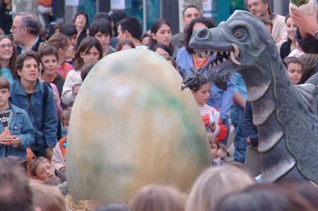 L'ou del drac en un acte per sant Jordi L'ou del drac en un acte per sant Jordi