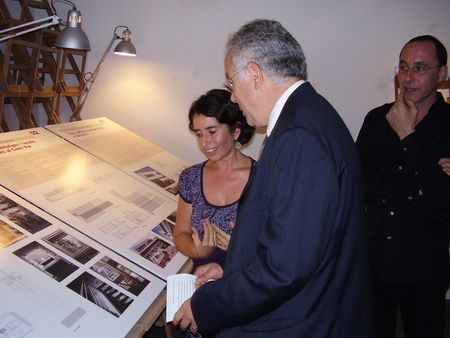 Mariona Gallifa i Joan Antoni Baron visitant la mostra