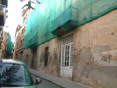Imatge d'arxiu de l'edifici de Can Sisternes. Imatge d'arxiu de l'edifici de Can Sisternes.