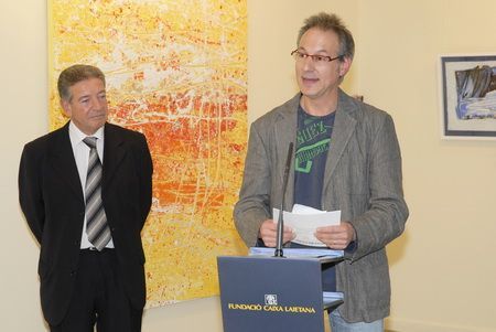 Sierra (centre), con Ricard Navarro