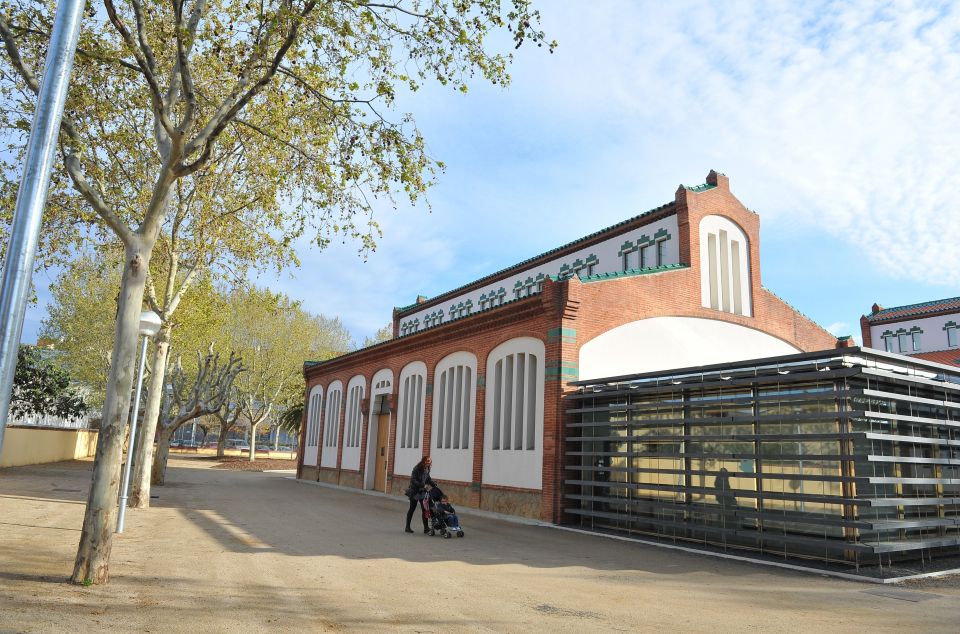 La biblioteca Antoni Comas és un dels "refugis climàtics"