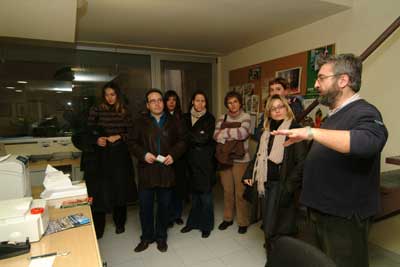 Ferran Pous, en primer terme, donant explicacions en el grup de Cetemmsa.