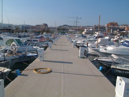 Una imatge del Port de Mataró Una imatge del Port de Mataró