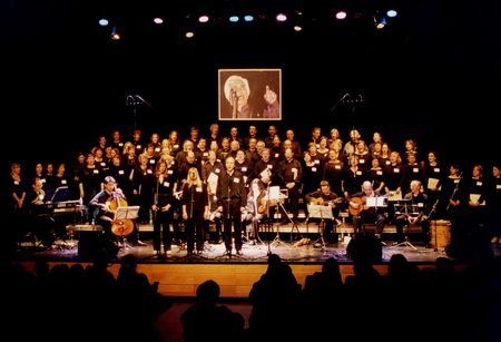 Primavera per la Pau interpretant la Cantata Santa María de Iquique en homenatge a Indio Juan Primavera per la Pau interpretant la Cantata Santa María de Iquique en homenatge a Indio Juan