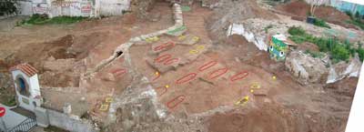 Imagen de Can Doro con círculos en las zonas donde se han encontrado restos. Imagen de Can Doro con círculos en las zonas donde se han encontrado restos.
