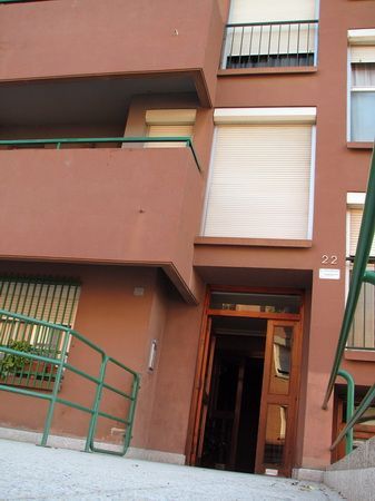 Uno de los edificios desalojados