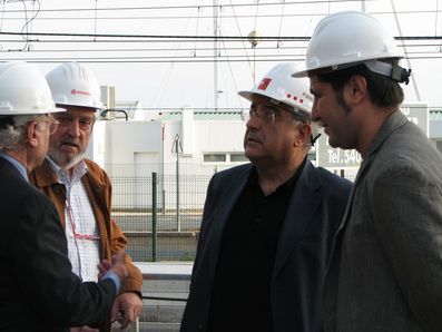 El consejero Nadal durante la visita al Masnou El consejero Nadal durante la visita al Masnou